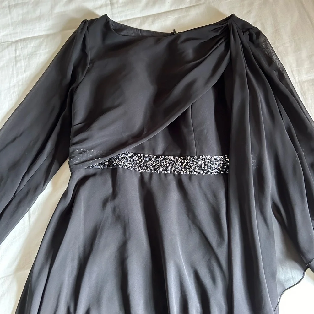 BLACK FORMAL DRESS - Picture 2 of 9